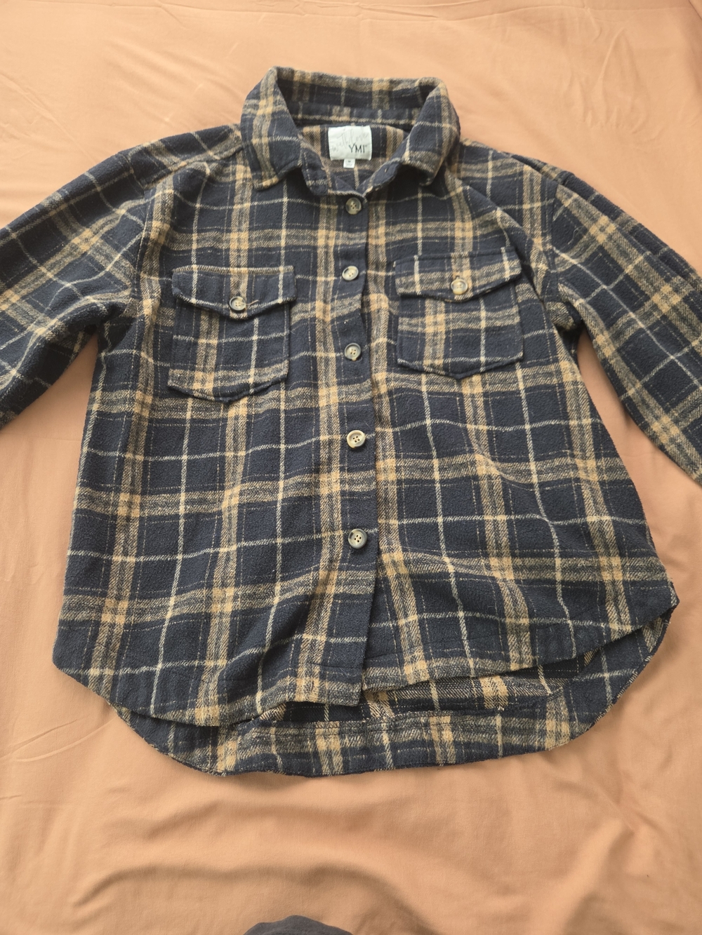 Oversized Flannel - Picture 4 of 4